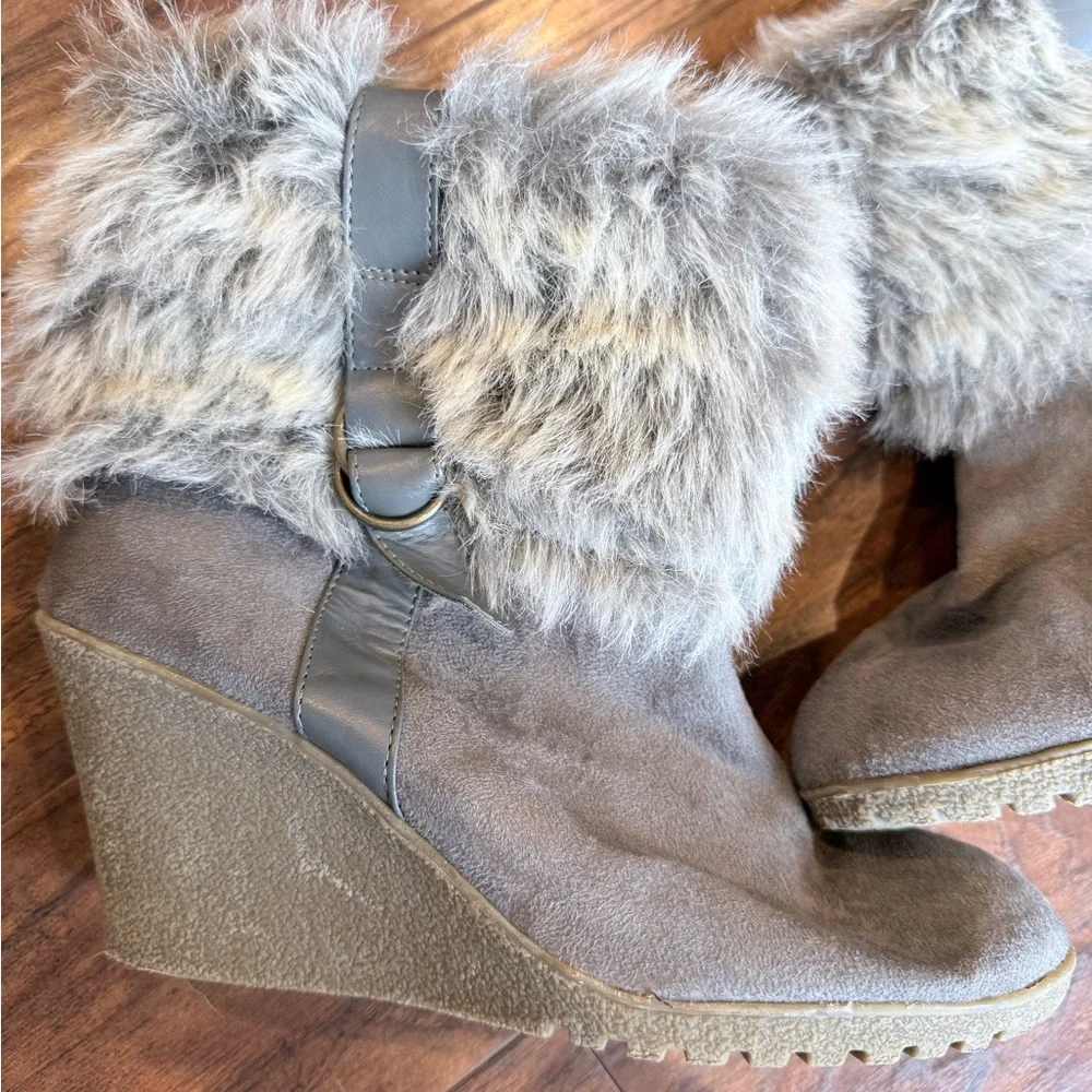 Gray Faux Fur Women's Wedge Boots